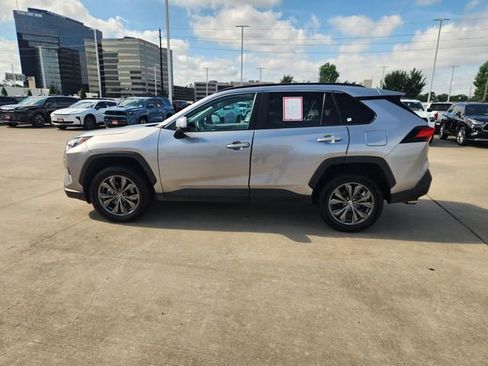 Certified 2023 Toyota RAV4 XLE Premium AWD/4WD image 4