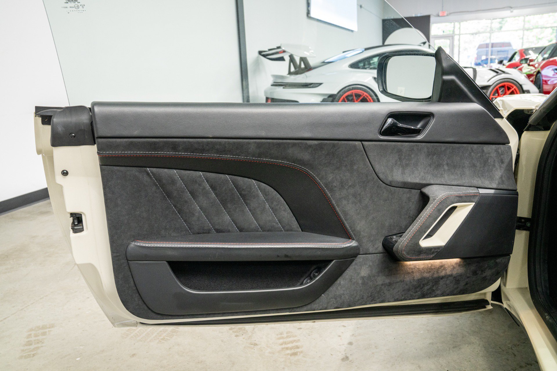 Used 2020 Lotus Evora RWD image 36