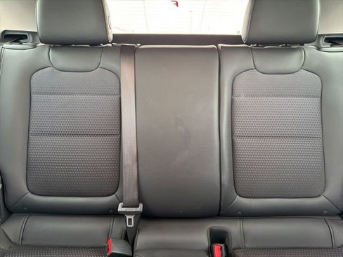 Used 2024 Chevrolet Trax LT image 18