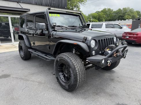 Used 2017 Jeep Wrangler Unlimited Sport AWD/4WD image 7