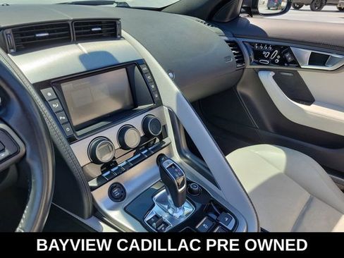 Used 2016 Jaguar F-TYPE Convertible RWD image 17