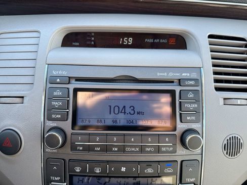 Used 2011 Hyundai Azera Limited w/ Logic 7 Surround Sound Pkg 4 image 17