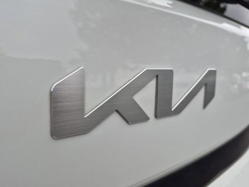 Used 2023 Kia Soul LX w/ Option Group 015 FWD image 26