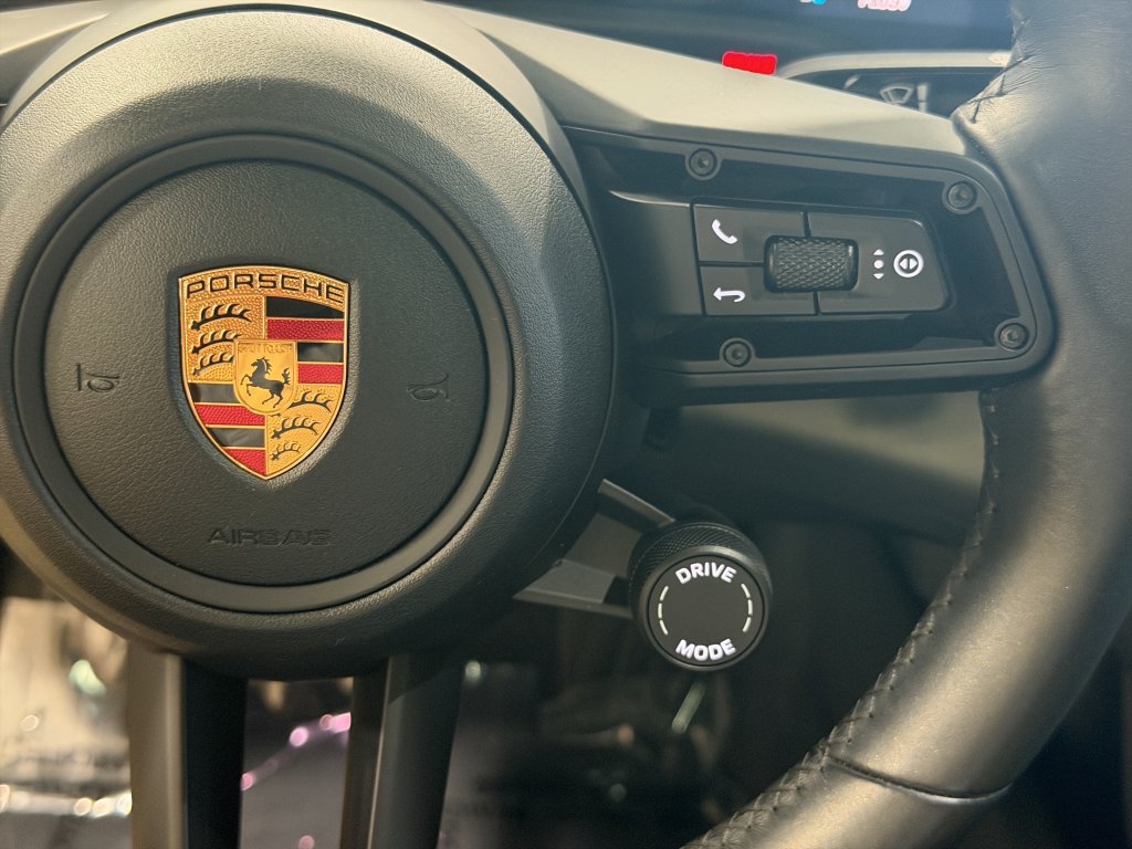 Used 2020 Porsche Taycan 4S AWD/4WD image 13