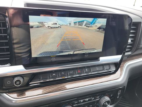 New 2026 Chevrolet Silverado 1500 RST w/ Z71 Off-Road Package AWD/4WD image 19
