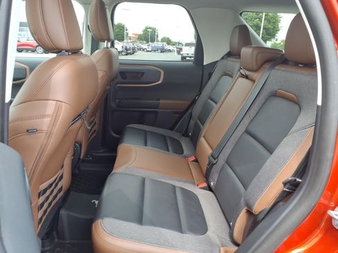 Used 2022 Ford Bronco Sport Outer Banks w/ Tech Package AWD/4WD image 16