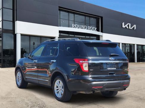 Used 2013 Ford Explorer XLT image 6