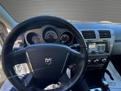 Used 2010 Dodge Avenger Express image 8