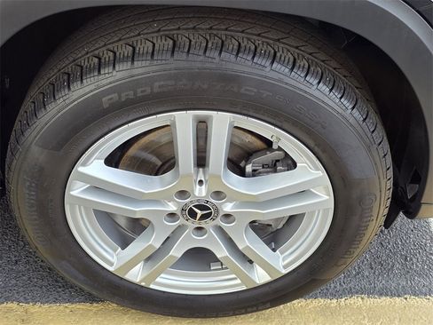 Certified 2022 Mercedes-Benz GLB 250 4MATIC image 12