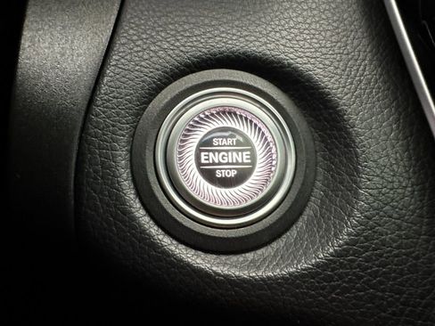 Used 2021 Mercedes-Benz GLC 300 image 21