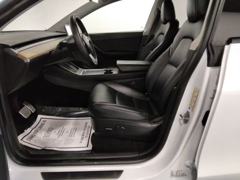 Used 2022 Tesla Model Y Performance image 26