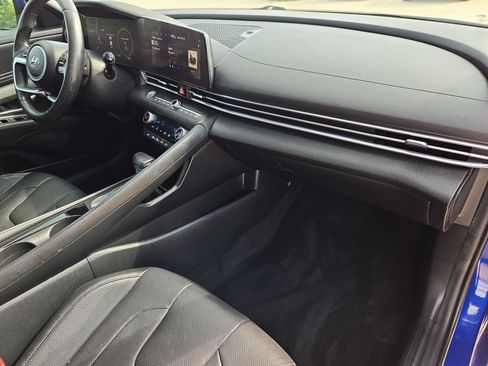 Used 2023 Hyundai Elantra Limited w/ Cargo Package FWD image 33