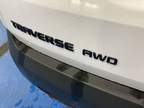 Used 2023 Chevrolet Traverse RS w/ LPO, Floor Liner Package image 11