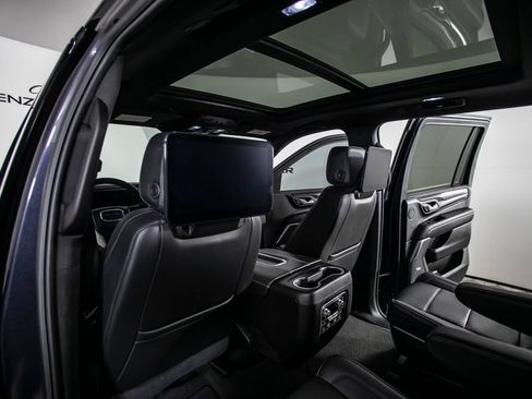 Used 2024 GMC Yukon XL Denali w/ Advanced Technology Package AWD/4WD image 22