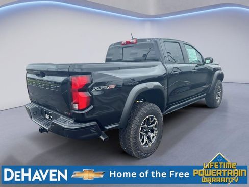 New 2026 Chevrolet Colorado ZR2 w/ Technology Package AWD/4WD image 5