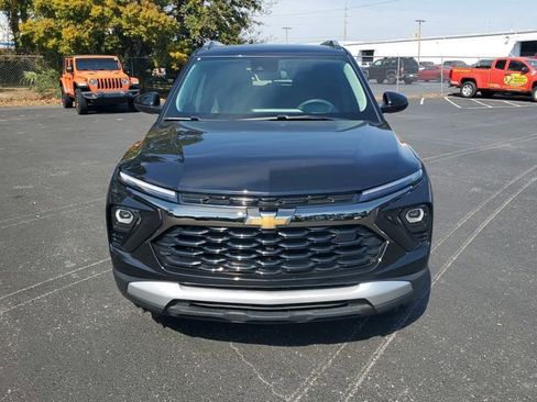 Certified 2025 Chevrolet TrailBlazer LT image 2