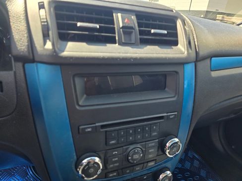 Used 2011 Ford Fusion Sport w/ 402A Rapid Spec Order Code FWD image 20