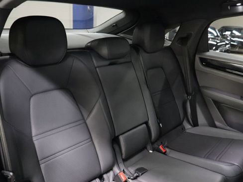 Used 2022 Porsche Cayenne COUPE image 20