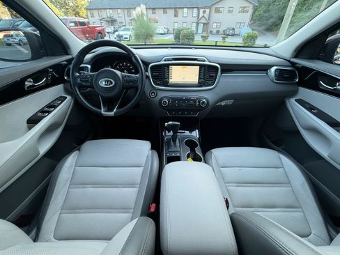 Used 2016 Kia Sorento SX AWD/4WD image 2