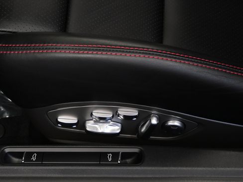 Used 2016 Porsche 911 R RWD image 33