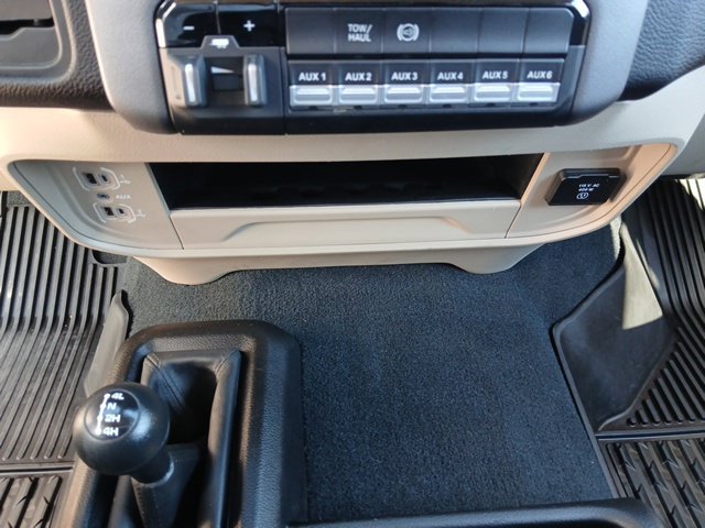 Used 2022 RAM 5500 SLT w/ Quick Order Package 2YG SLT AWD/4WD image 39