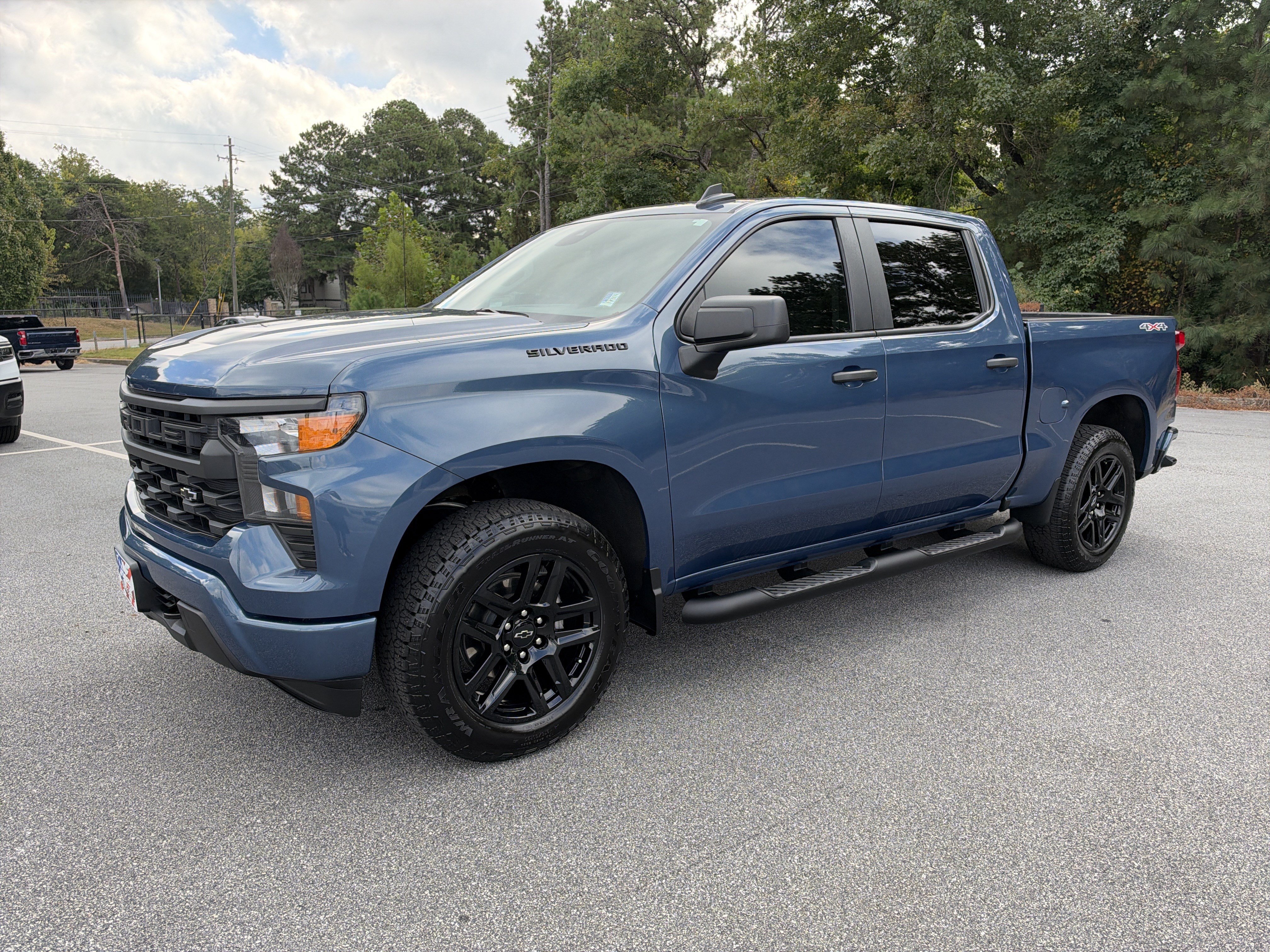Used 2024 Chevrolet Silverado 1500 Custom w/ Turbomax Blackout Package AWD/4WD image 3