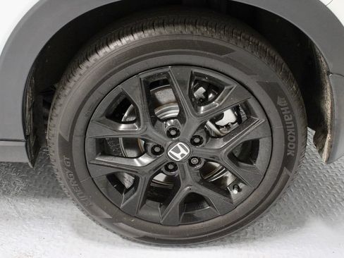 Used 2025 Honda HR-V Sport image 19