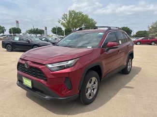 Used 2025 Toyota RAV4 XLE video 1