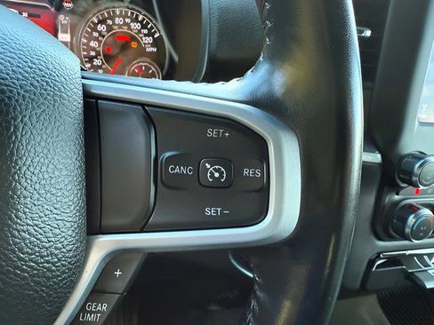 Used 2021 RAM 1500 Big Horn AWD/4WD image 17