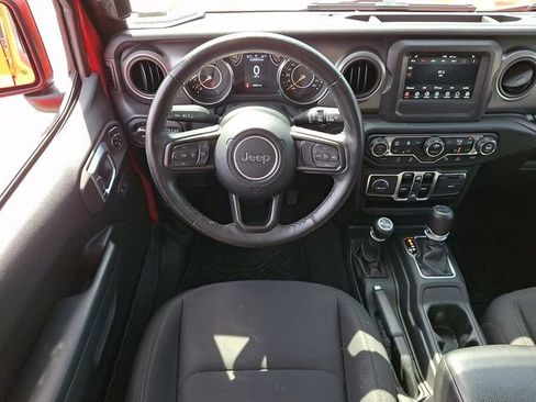 Used 2022 Jeep Wrangler Unlimited Sport image 11
