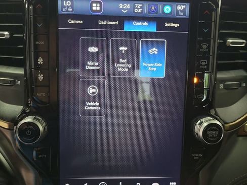 Used 2024 RAM 2500 Limited w/ Towing Technology Group AWD/4WD image 49