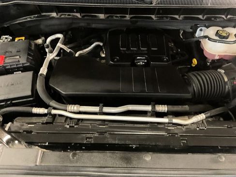 Used 2023 Chevrolet Silverado 1500 Custom image 7