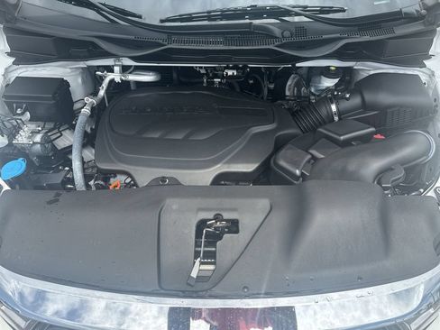 Used 2023 Honda Odyssey EX-L image 33