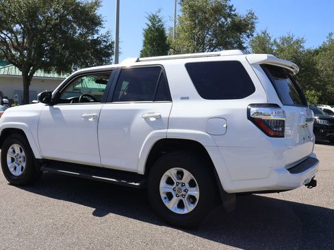 Used 2014 Toyota 4Runner SR5 RWD image 6
