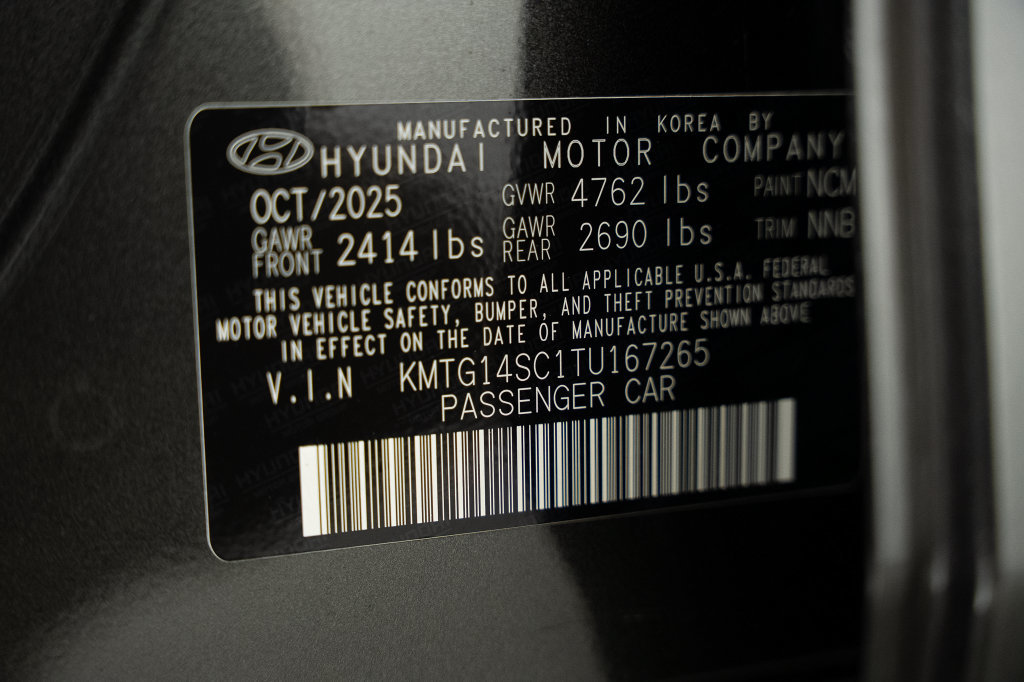 Used 2026 Genesis G70 2.5T RWD image 40