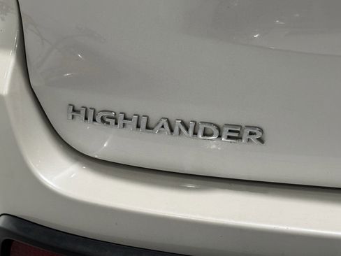 Used 2019 Toyota Highlander Plus image 21