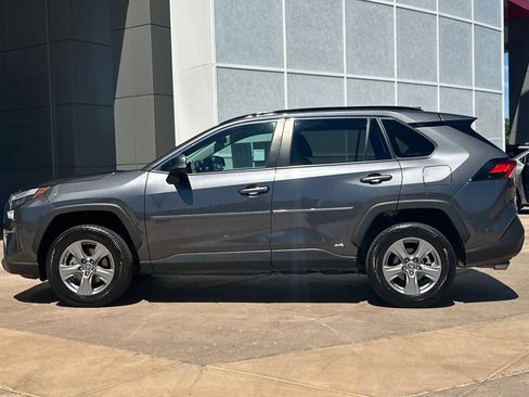 Used 2024 Toyota RAV4 LE AWD/4WD image 7