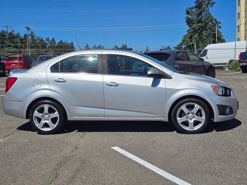 Used 2015 Chevrolet Sonic LT FWD image 9