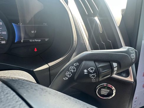 Used 2024 Ford Edge SEL image 24