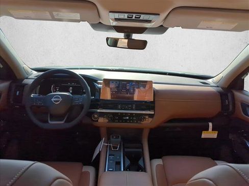New 2026 Nissan Pathfinder Platinum w/ Cargo Package FWD image 18