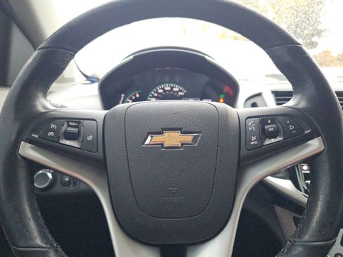 Used 2020 Chevrolet Sonic Premier image 15