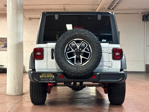 New 2026 Jeep Wrangler Unlimited Rubicon AWD/4WD image 4