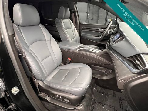 Used 2023 Buick Enclave Essence w/ Experience Buick Package image 7