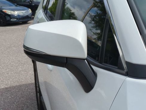 Used 2025 Toyota RAV4 XLE w/ Convenience Package FWD image 12