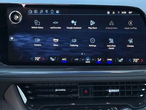 Used 2025 Chevrolet Tahoe Z71 w/ Comfort Package image 22