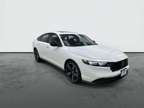 Certified 2026 Honda Accord SE image 6