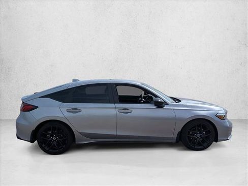 Used 2025 Honda Civic Sport image 4