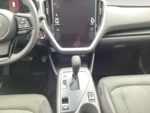 Used 2024 Subaru Crosstrek 2.0i Premium image 11