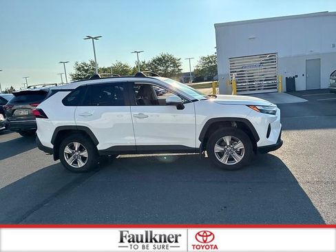 Used 2025 Toyota RAV4 XLE w/ Convenience Package AWD/4WD image 5