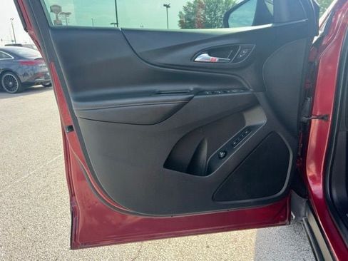 Used 2020 Chevrolet Equinox Premier FWD image 10